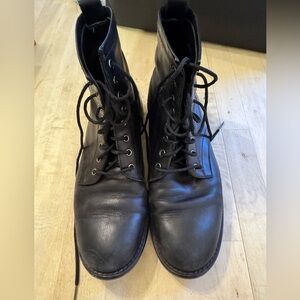 Jenni Kayne black leather boots